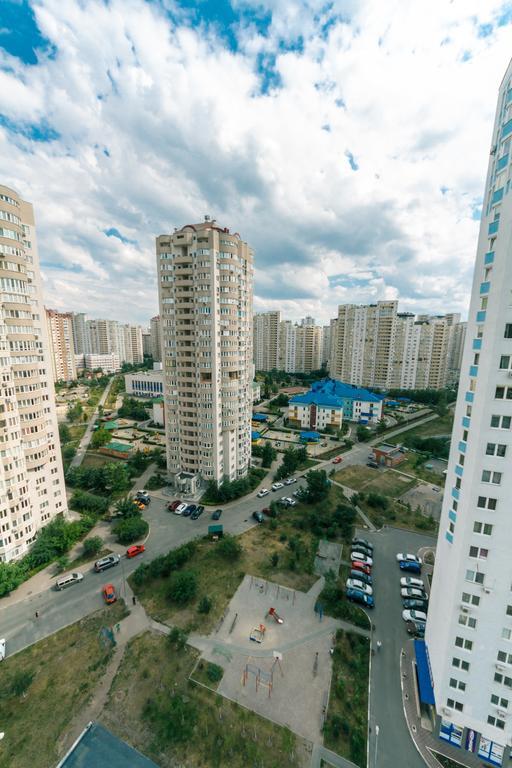 Apartment On Urlovskaya 23A Kiev Eksteriør bilde